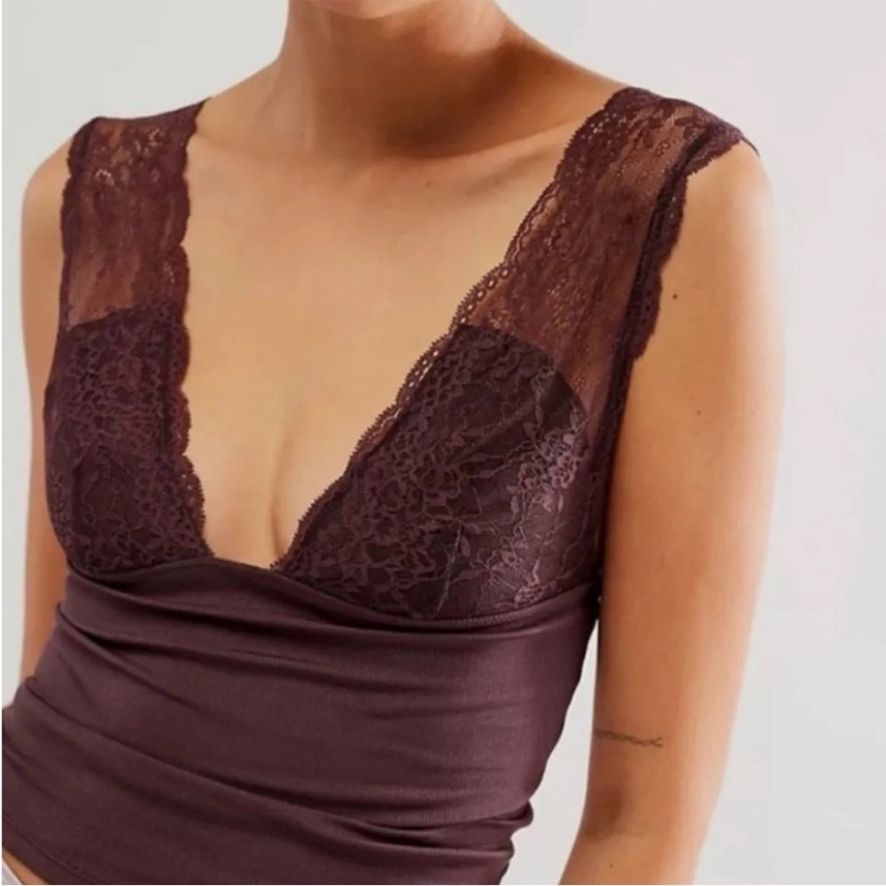 Free People Power Play Cami Bittersweet Brown Lace Top Jersey Basic Sz L NEW